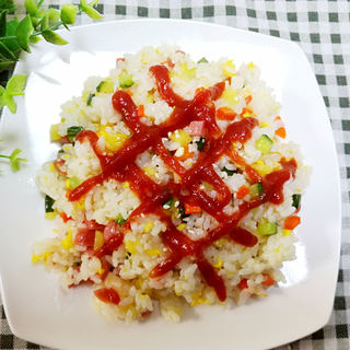 五彩菠萝炒饭-快手懒人餐