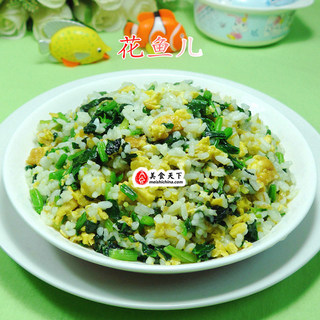 鸡蛋菠菜炒饭