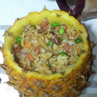 自制菠萝饭
