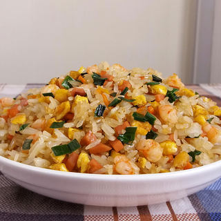 虾仁鸡蛋炒饭