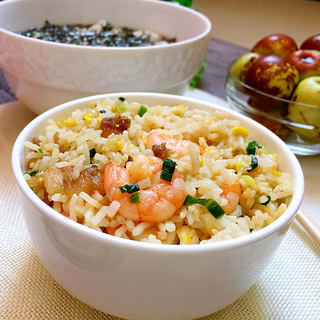 猪油渣虾仁蛋炒饭