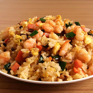 虾仁鸡蛋炒饭