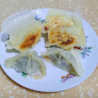 猪肉莲藕荠菜煎饺