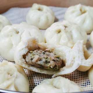 苦菜肉包子