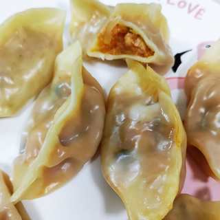 朝鲜泡菜蒸饺