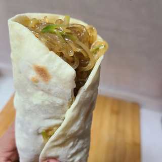萝卜丝粉条卷饼