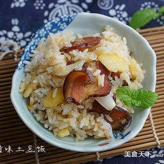 腊味土豆饭