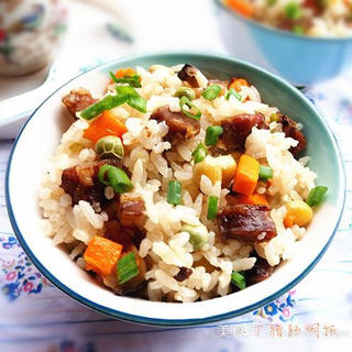 三丁腊肠焖饭