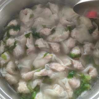 鸡胸肉虾云吞