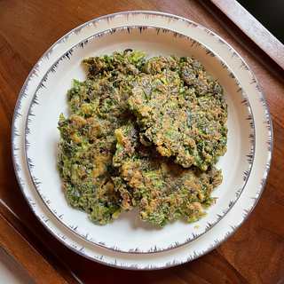 香芹叶全麦鸡蛋饼