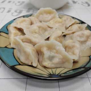 酸菜鸡蛋馅水饺