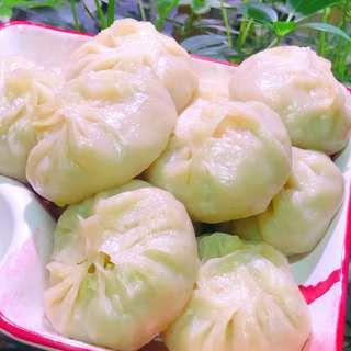 包菜烫面包子