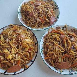 肉丝鸡蛋炒面