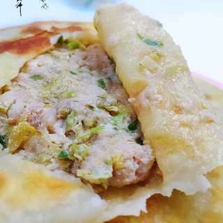 猪肉酸菜馅饼