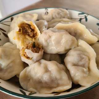 酸菜猪肉馅饺子