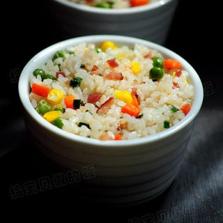 沙拉酱培根炒饭