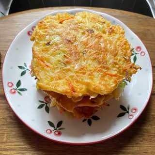 胡萝卜包菜鸡蛋饼