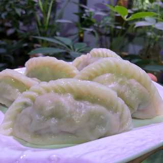 芹菜猪肉水饺