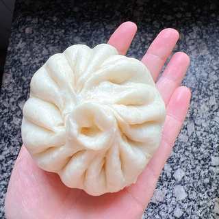 槐花鸡蛋包