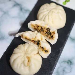 梅干菜肉末包子