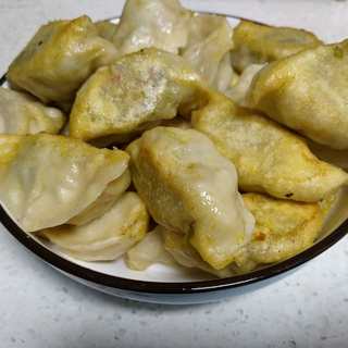 芹菜素馅煎饺