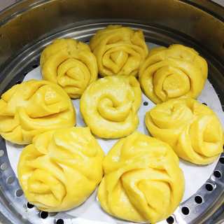 南瓜花卷