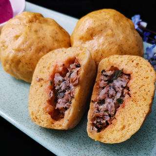 火龙果肉包