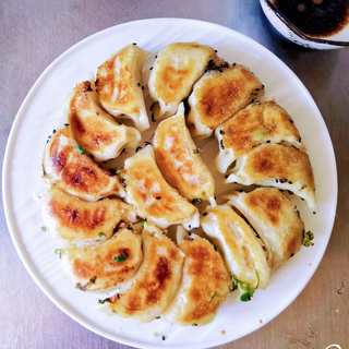 侠饭同款鸡脆骨煎饺