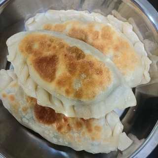 白菜卤肉盒子