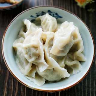 白菜肉饺子