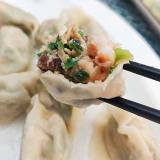 猪肉韭菜三鲜水饺