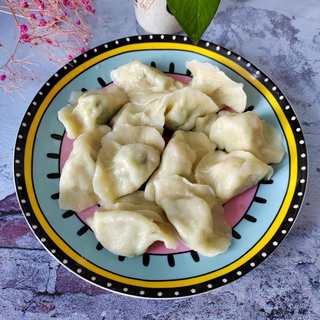 黄瓜鸡蛋胡萝卜饺子