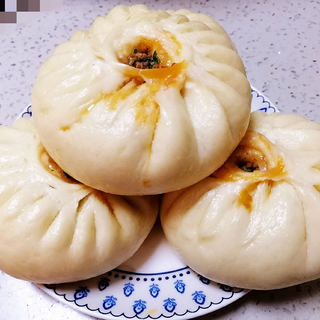 芹菜牛肉包