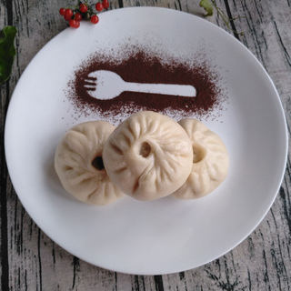 肉末包子