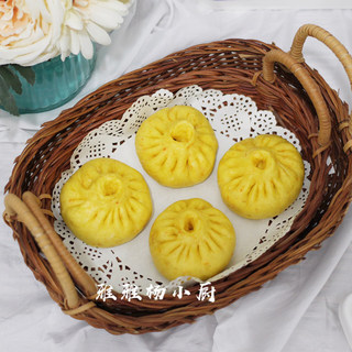 胡萝卜粉丝酸菜肉末包子