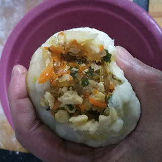 胡萝卜豆腐粉条包子