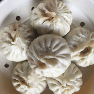 猪肉白菜木耳包子