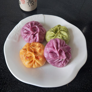 彩色生煎包