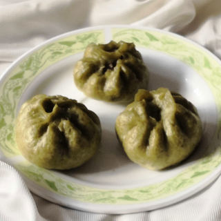 菠菜肉末马蹄包子