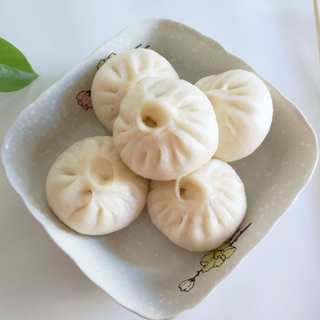 胡萝卜鸡蛋小蒸包