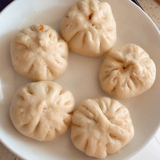 香菇酱肉包