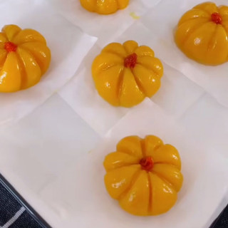 豆沙馅南瓜包
