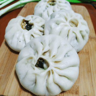 菠菜鸡蛋包子