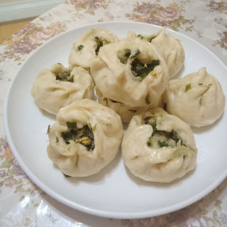 韭菜羊肉馅儿包子
