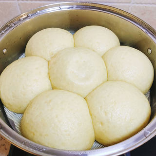玉米面馒头