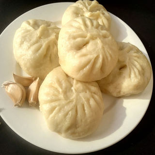 白菜虾皮素包子