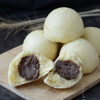 玉米面豆沙包