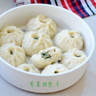 荠菜肉包子