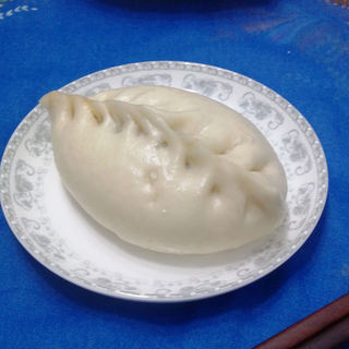 芹菜牛肉包