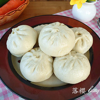 雪菜肉末包